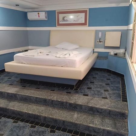 Bhaus Motel Marília Dış mekan fotoğraf